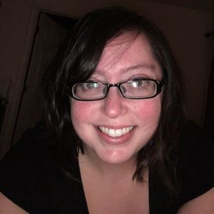 Meet your Posher, Stacy